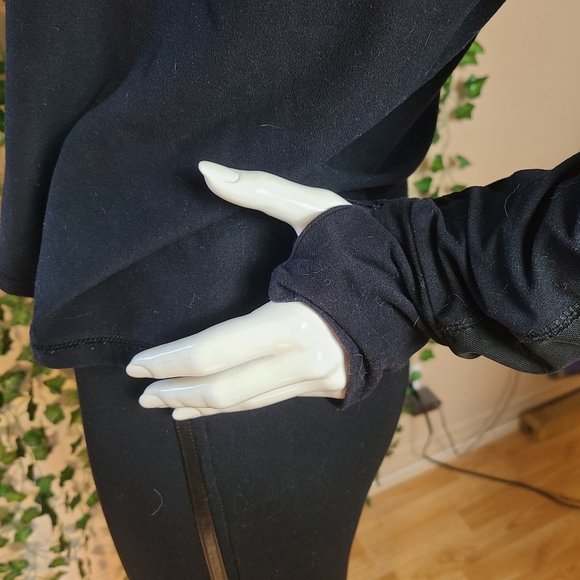 Move By Ardene Women's Black Mesh Raglan Sleeves Workout Hoodie size M - Picture 5 of 13